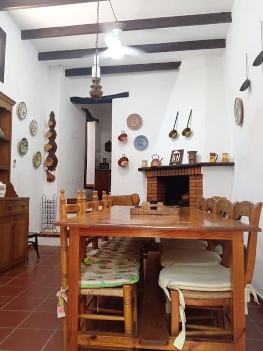 Casa En El Valle De Guainosaltos Adra Luaran gambar
